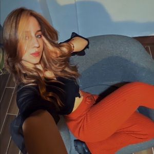 Meet your Posher, Destiny